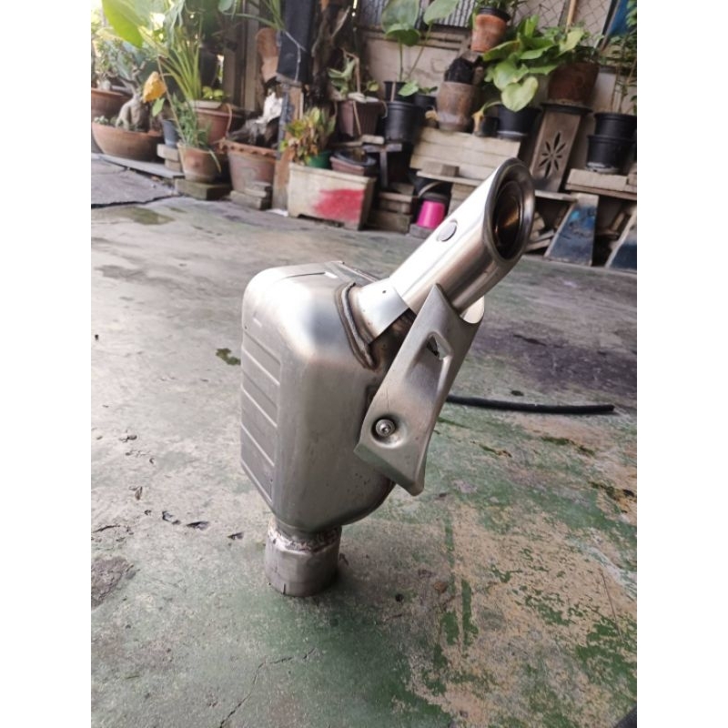 ปลายท่อ+หม้อพักเดิม ZX-25R