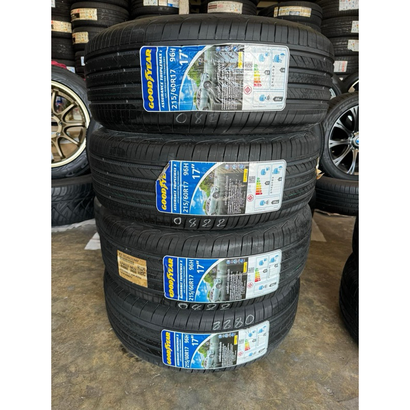 🚕🚗goodyear 215/60/17 ยางใหม่ปี22