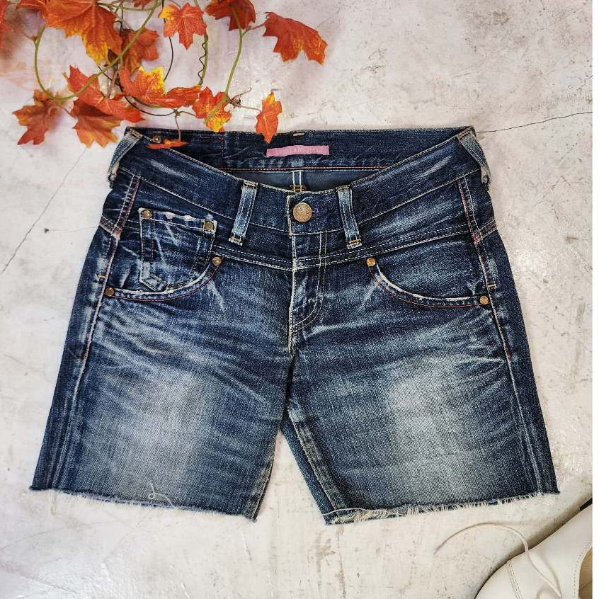 A36 กางเกงยีนส์ขาสั้นผู้หญิง มือสองสภาพดี