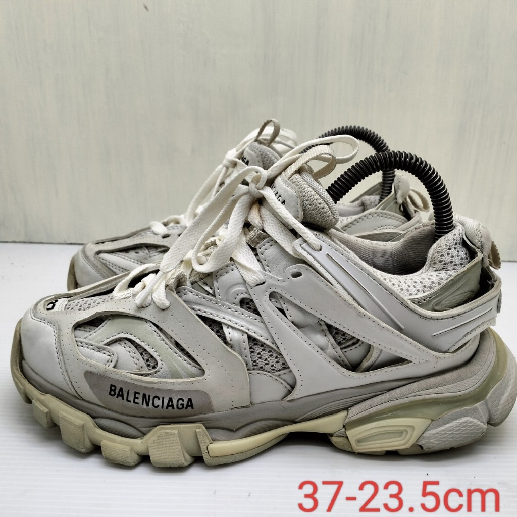 รองเท้าผ้าใบมือสองหญิง balenciaga track size 37-23.5 cm