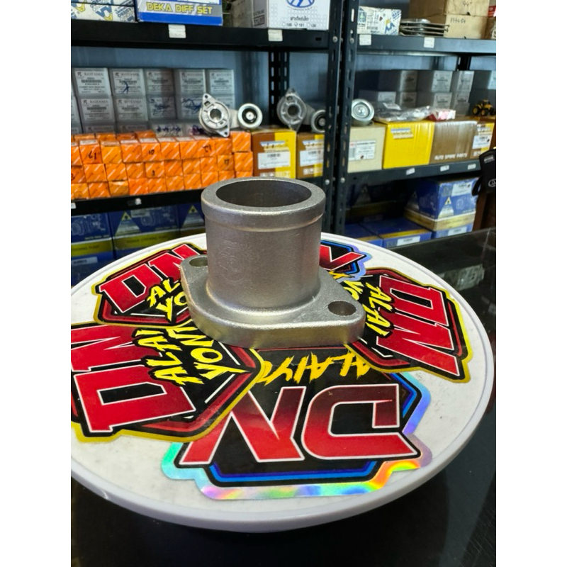 ข้อต่อปั้มน้ำ HINO HO7D อย่างดี