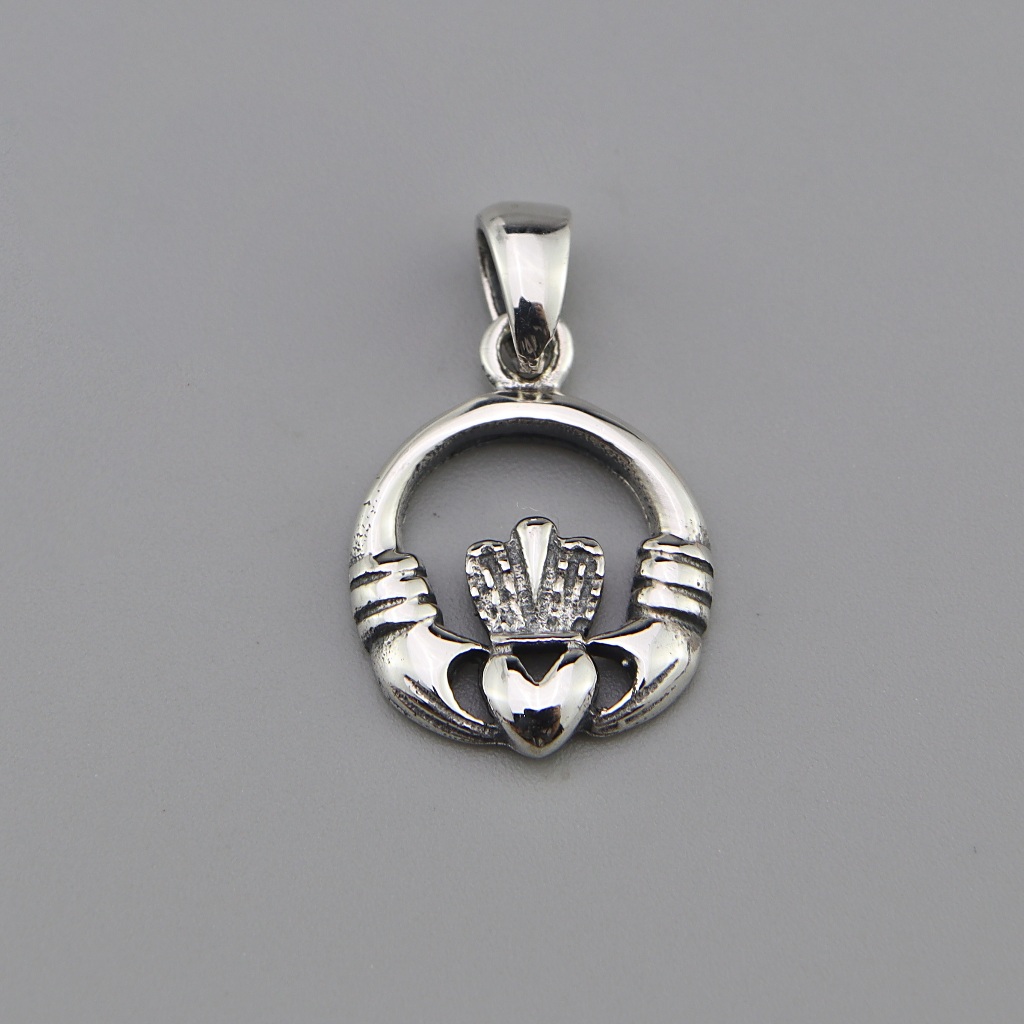 [พร้อมส่ง] (Pendant/เฉพาะจี้) :Oxidized Silver Crown Pendant 925 Sterling Silver  จี้เงินแท้ 925  Si