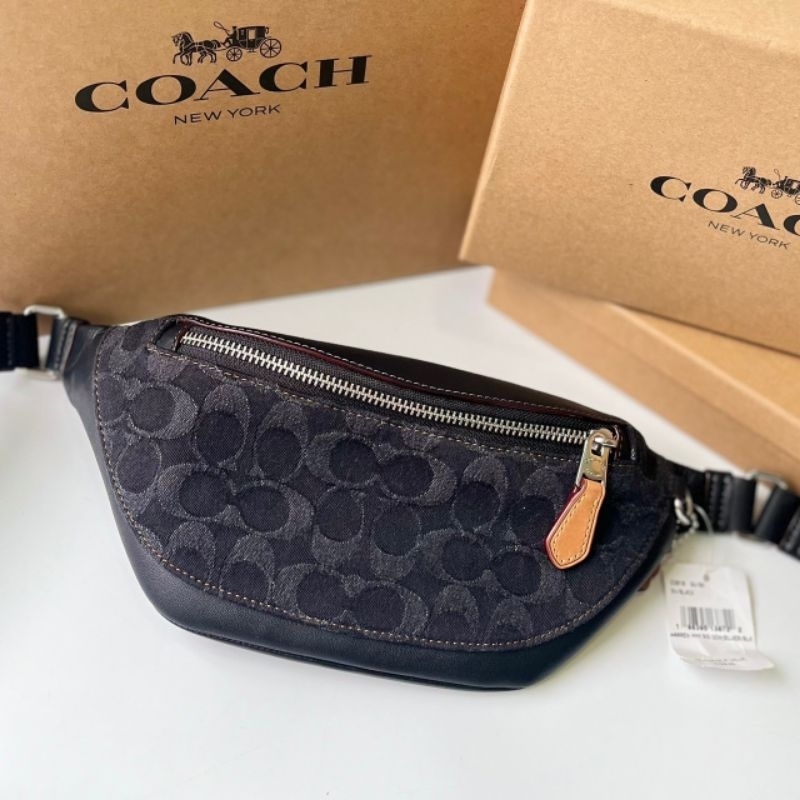 คาดอก Coach Warren Mini Belt Bag In Signature Denim in BlackCO918