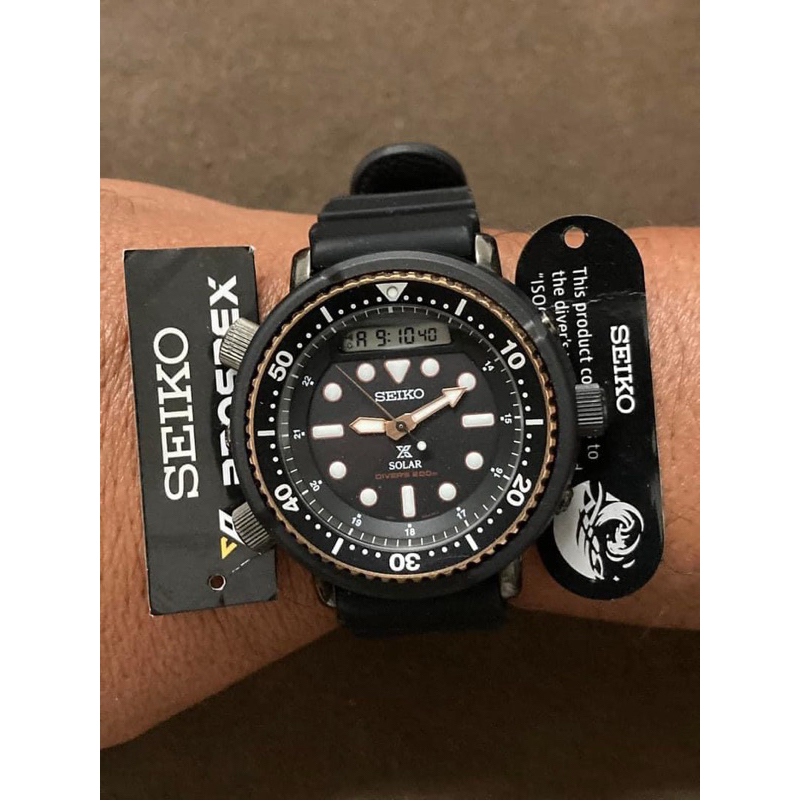 ขายนาฬิกาที่อาร์โนลด์เลือกใช้ในหน่วยคอมมานโด Military Diver’s Watch Seiko Prospex Solar Tuna Commando “Arnie