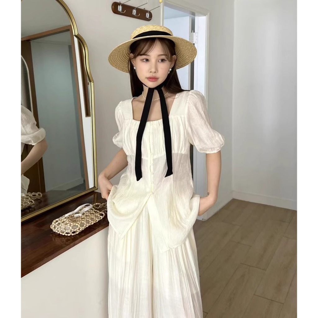 CHAWY chawy cute set C4479 ชุดเข้าเซท ชุดเข้าเซทเสื้อ กางเกง มี 2 สี เบจ ฟ้า