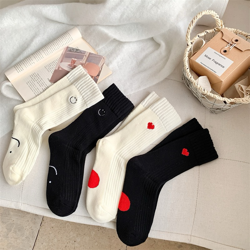 ถุงเท้าเส้นหนา หนามาก คุณภาพดีมาก มีสไตล์และเรียบ ง่าย คนอ้วนใส่ได้ Cotton Summer socks