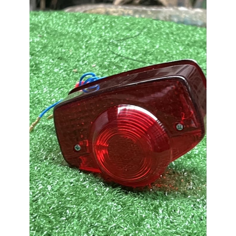 ไฟท้าย c70 cb100 cg125 honda