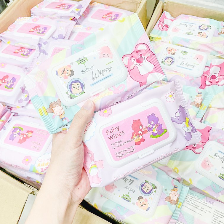 พร้อมส่ง | ทิชชู่เปียกฝาเปิด แคร์แบร์+ทอย (คละลาย)