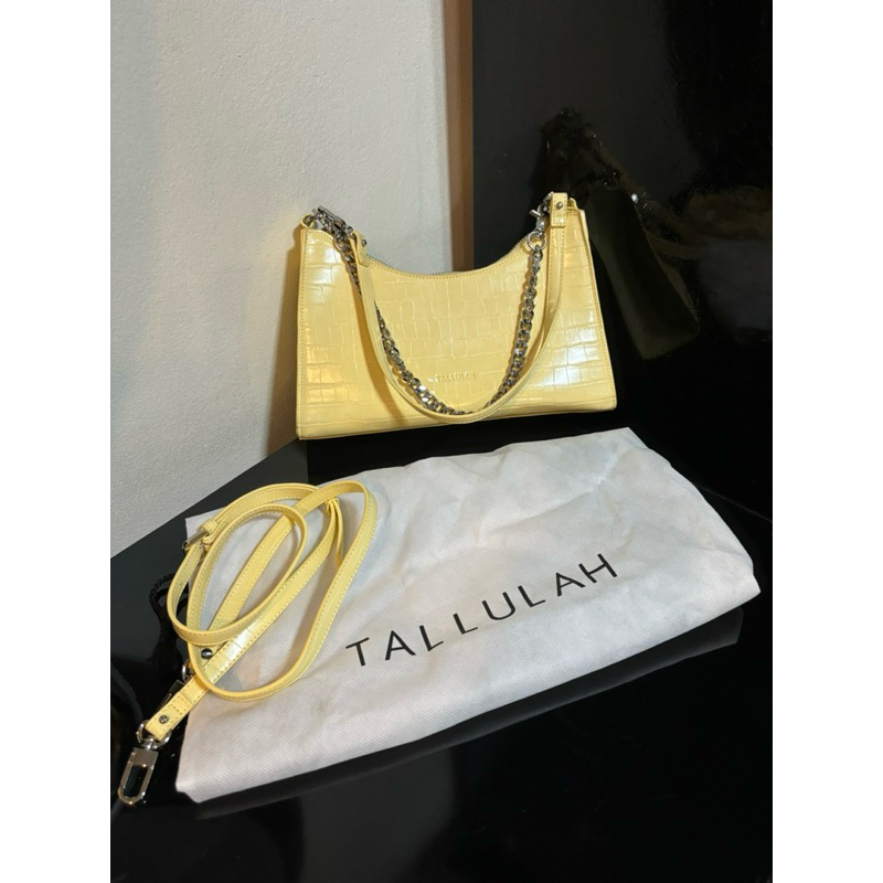 Used : กระเป๋าสะพายไหล่ สีเหลือง รุ่น hazel จากร้าน tallulah