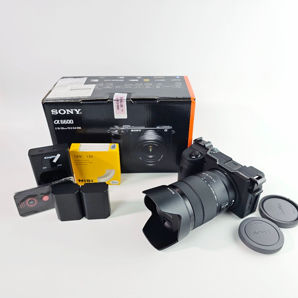Sony Alpha a6600 Mirrorless Digital Camera with 18-135mm Lens (อดีตประกันศูนย์) (มือสอง)
