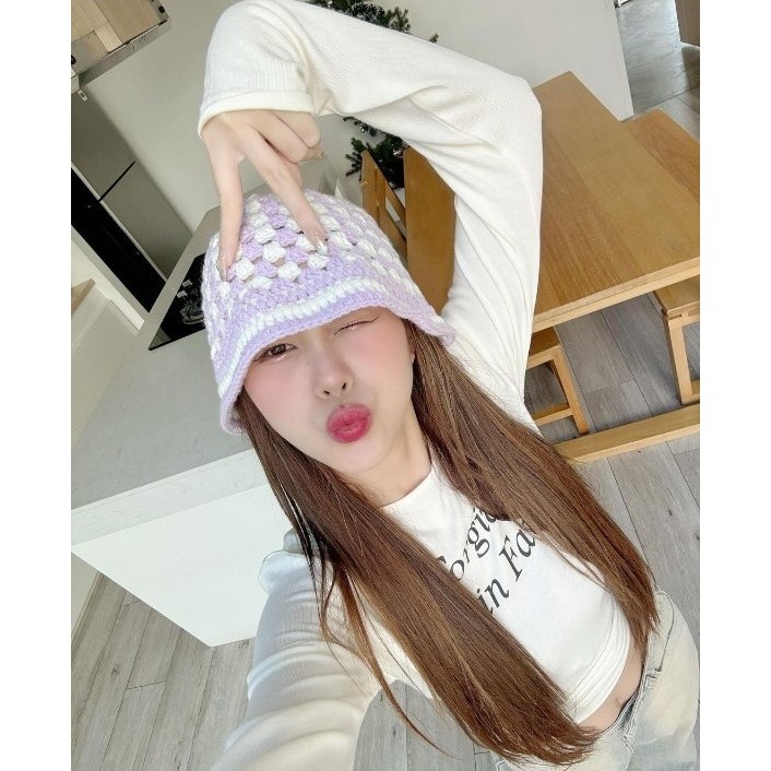 Bucket hat หมวกไหมพรมสีม่วงพาสเทล