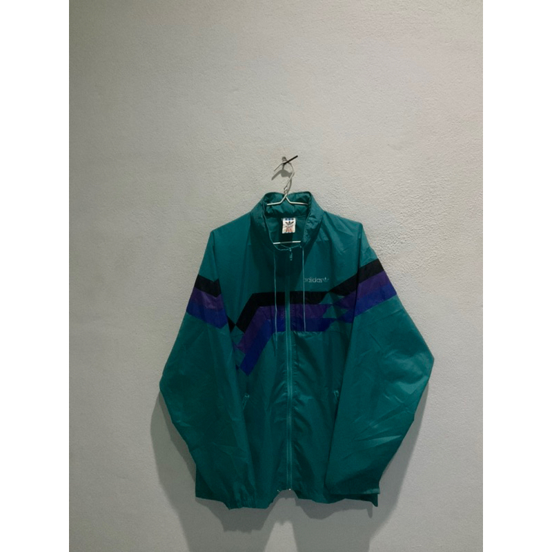 Super Rare Adidas Vintage 1990-1992 Windbreaker Jacket เสื้อผ้าร่มเก็บฮูดได้วินเทจหายากมากครับ