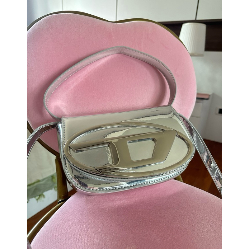 กระเป๋า สไตล์ Diesel