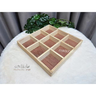 Madoodiiz ถาดไม้9ช่อง กล่องไม้ กะบะไม้ (ถาด9ช่อง) 30*30*4cm พร้อมส่ง
