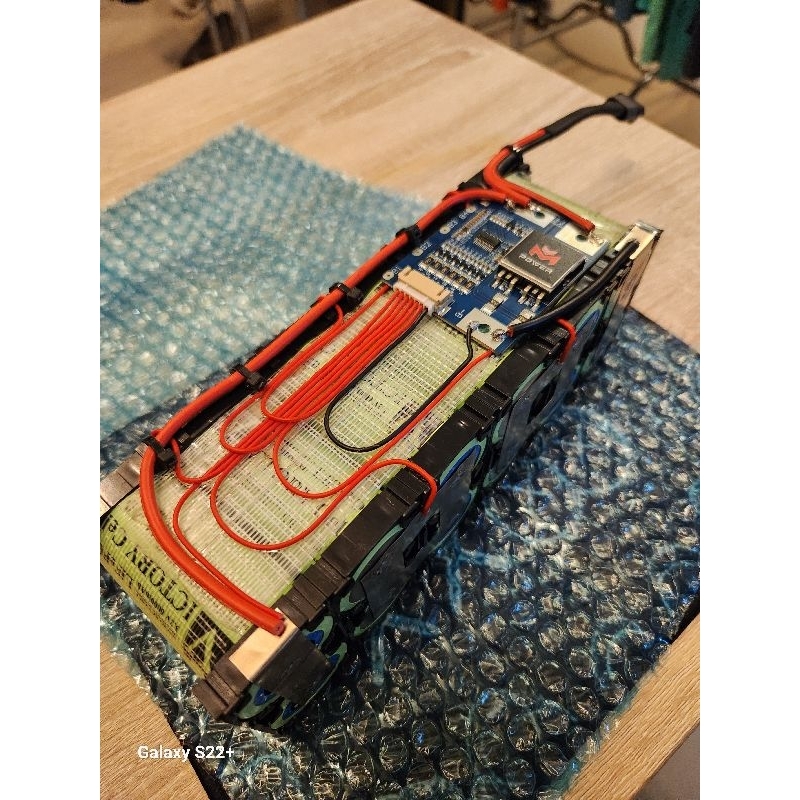 แบตเตอรี่ลิเธียมฟอตเฟส 21v 12,000mAh 6s 2p