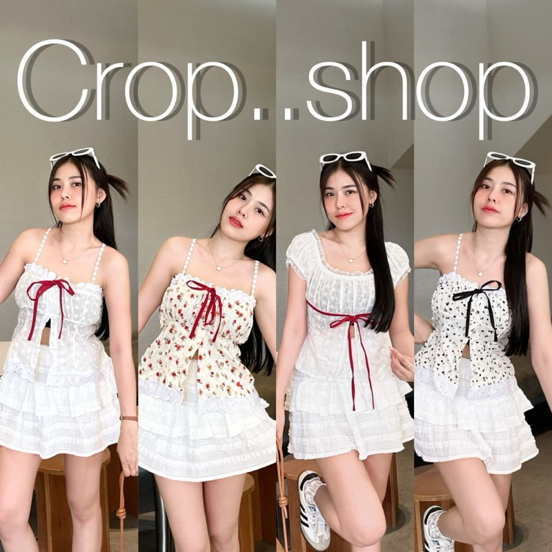 crop..shop เสื้อสายเดี่ยวผ่าหน้า งานลายดอกน่ารักมาก เสริมความน่ารักด้วยโบว์เเดง เลิศไปอีก ผ้าดีใส่สบายใส่ง่ายพริ้วสุดจ้า