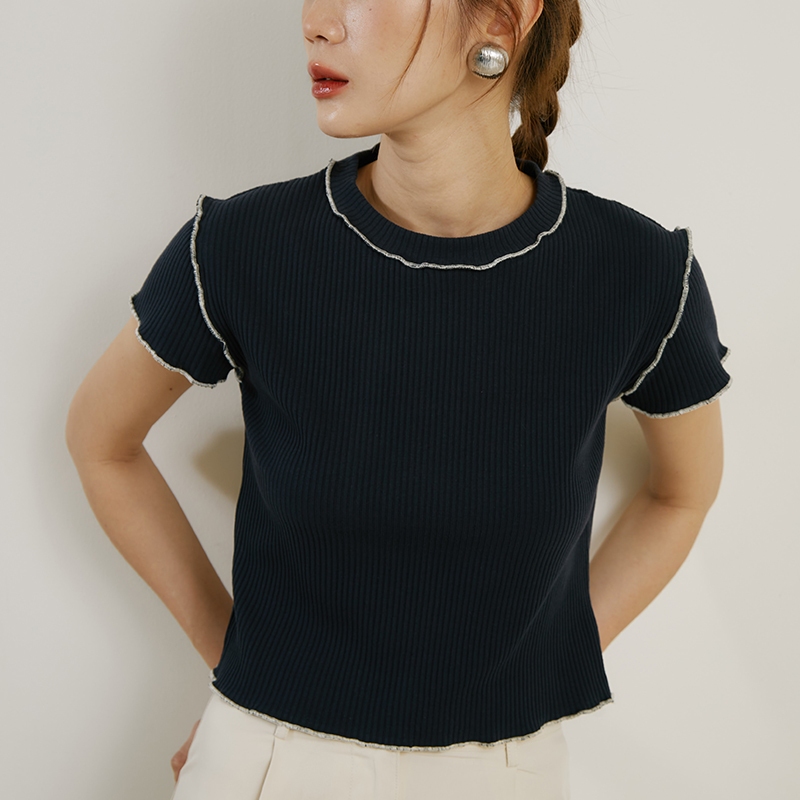 Soba t-shirt เสื้อยืด แต่งขอบหยัก