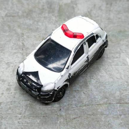 Tomica โมเดลรถเหล็ก โทมิก้า Police Car NISSAN MARCH S=1/64