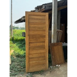 ประตูไม้สักขอบ4นิ้วราคาถูก