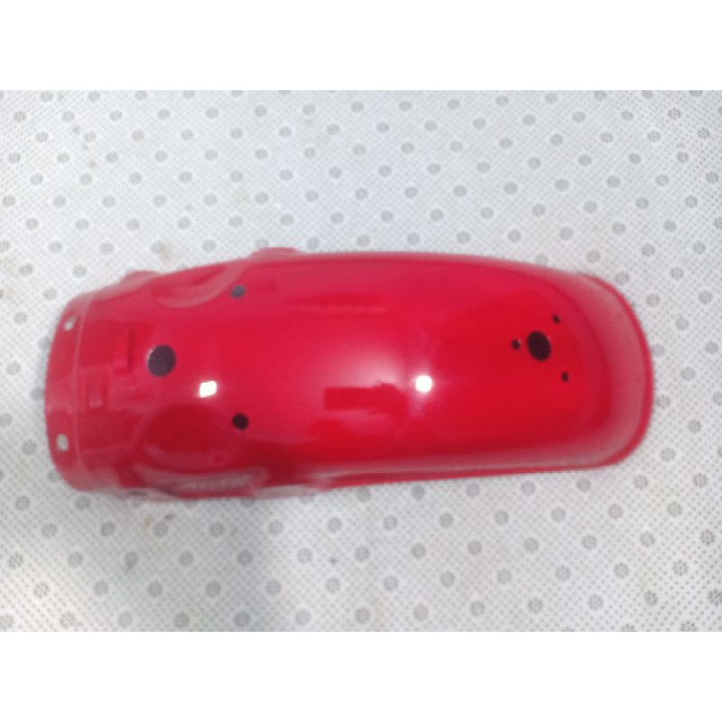 บังโคลนหลัง stallions ct150 saim150 (สีแดงมือ2)