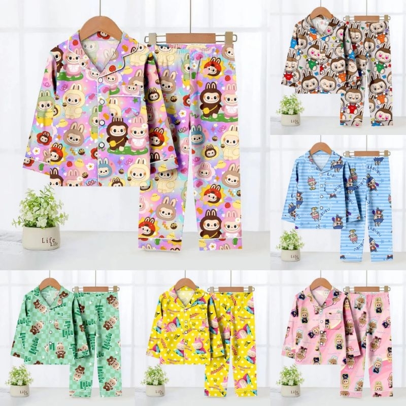 (พร้อมส่ง) ชุดนอนเด็ก 95-150 ซม. ลาบูบู้ กระดุมหน้า คอปก มีกระเป๋าหน้า เด็กผู้หญิง เด็กผู้ชาย