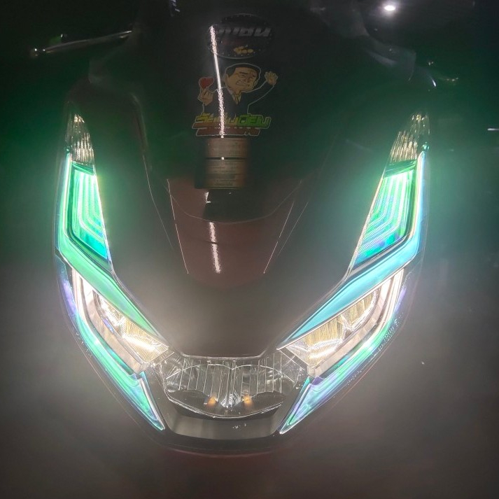 ฟิล์มแต่งไฟหรี่ เบ้าไฟหรี่ PCX160 2021 งานออกแบบเข้ารูป เพิ่มความสวยงามโดดเด่นให้รถคุณ