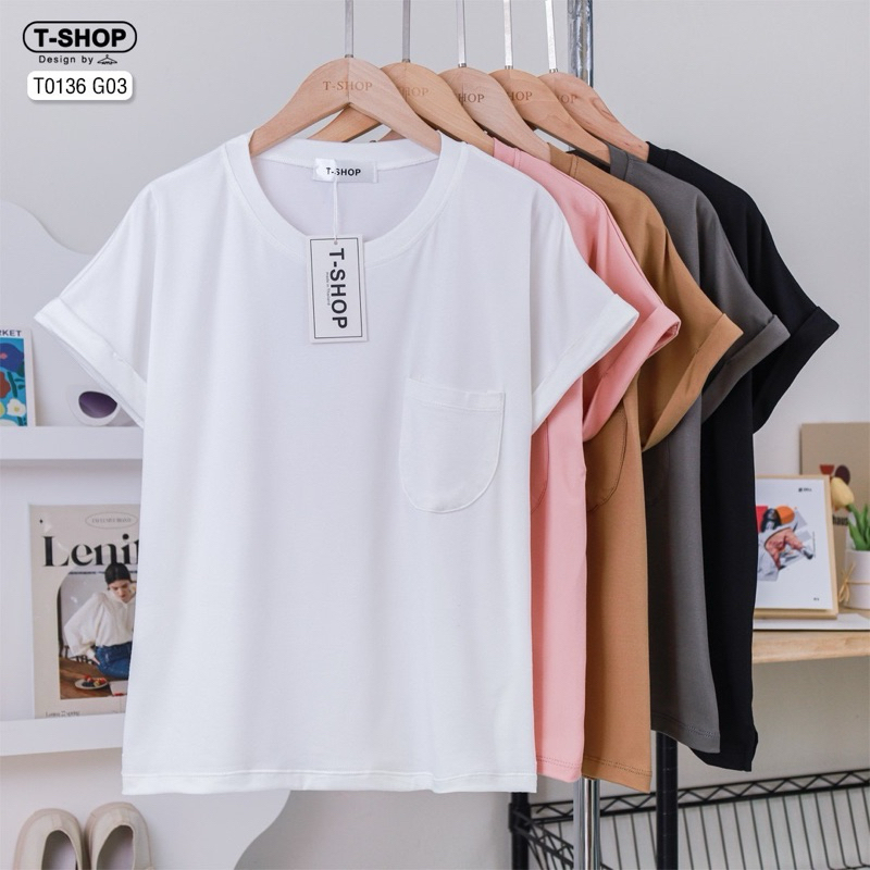 เสื้อคอตตอนนิ่ม คอกลมแขนพับติดกระเป๋า เรียบๆๆใส่สบาย