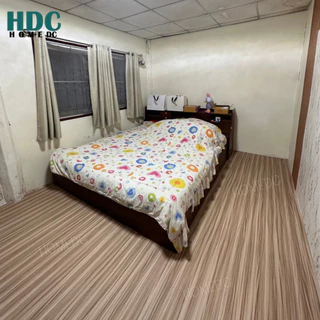 สติกเกอร์ติดพื้นลายไม้ มีกาวในตัว wallpaper PVC ติดพื้นบ้าน แต่งห้องนอน กันน้ำ กันลื่น ติดพื้นห้องน้ำ วอลเปเปอร์ผนัง วอล