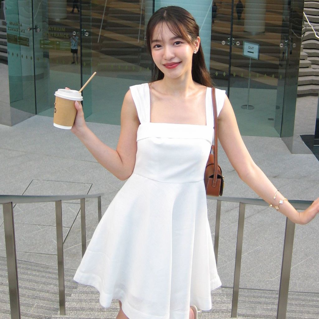 Theblancpale : Lauren Dress : เดรสผ้าลินิน เนื้อดี ทรงสวย ใส่สบาย