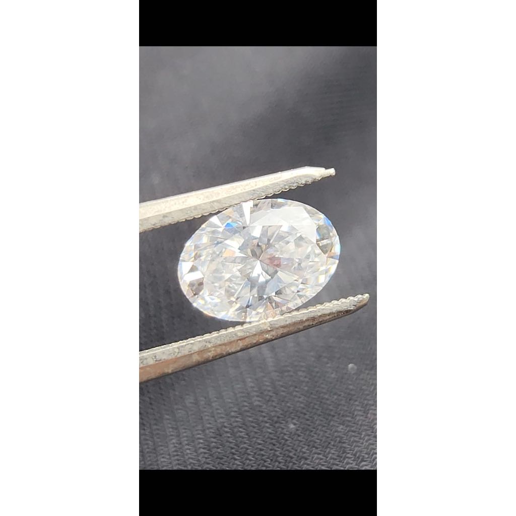 เพชร Oval Lab Diamond 1.51 ct D VS2 น้ำ 100 พร้อมใบเซอร์ IGI