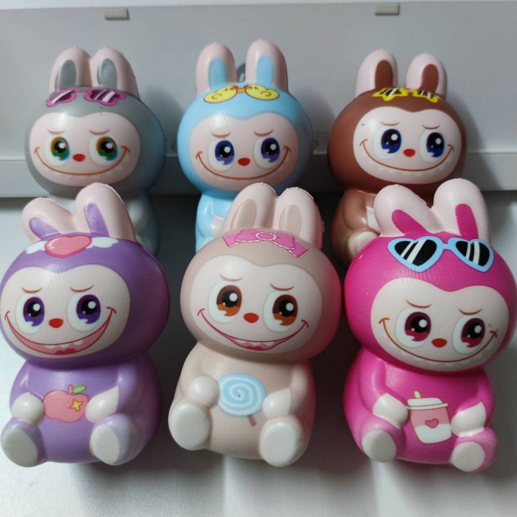 พร้อมส่ง สกุชชี่ลาบูบู้ตัวใหญ่ กลิ่นหอม บีบคลายเครียด บรรจึถุงตาข่าย