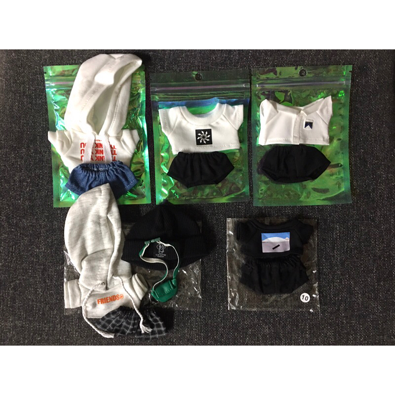 ชุดตุ๊กตา 10 cm หวังอี้ป๋อ wang yibo cloth doll