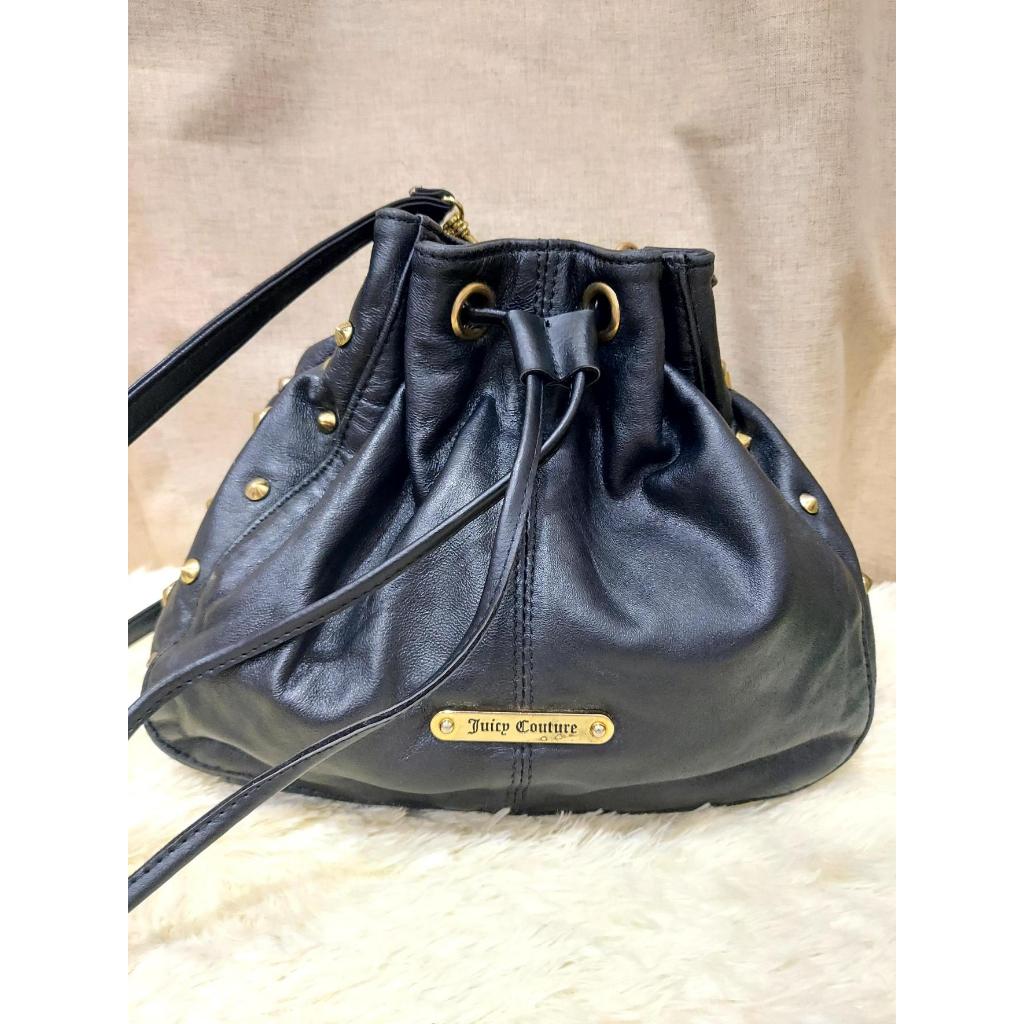 AUTHENTIC Juicy Couture Leather Bucket Bag กระเป๋ามือสอง ทรงขนมจีบ แบรนด์แท้ ของแท้