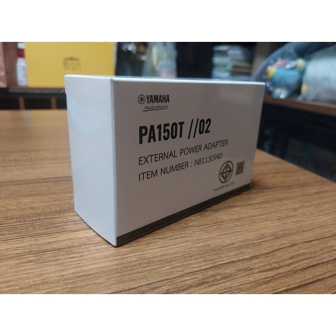 Yamaha PA-150T//02  Adapter for keyboard piano