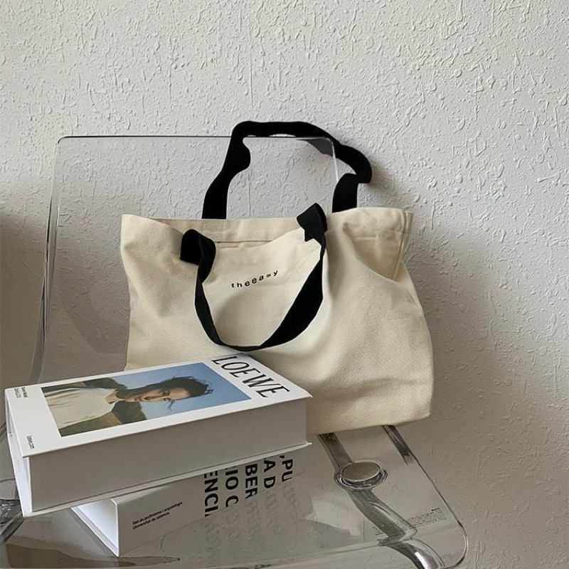 พร้อมส่ง กระเป๋าผ้า theeasy สายดำ สุดมินิมอล สายติส