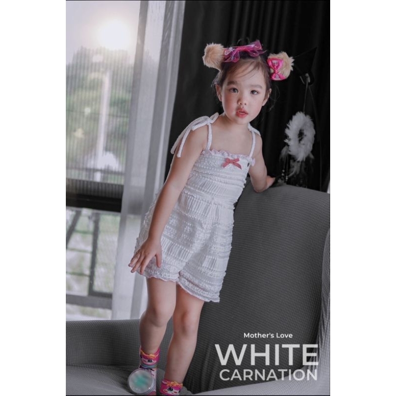 จั้มลูกไม้whitecarntion lace jumpsuit#mother'sLove เสื้อผ้าเด็ก#จั้มลูกไม้ขาสั้น