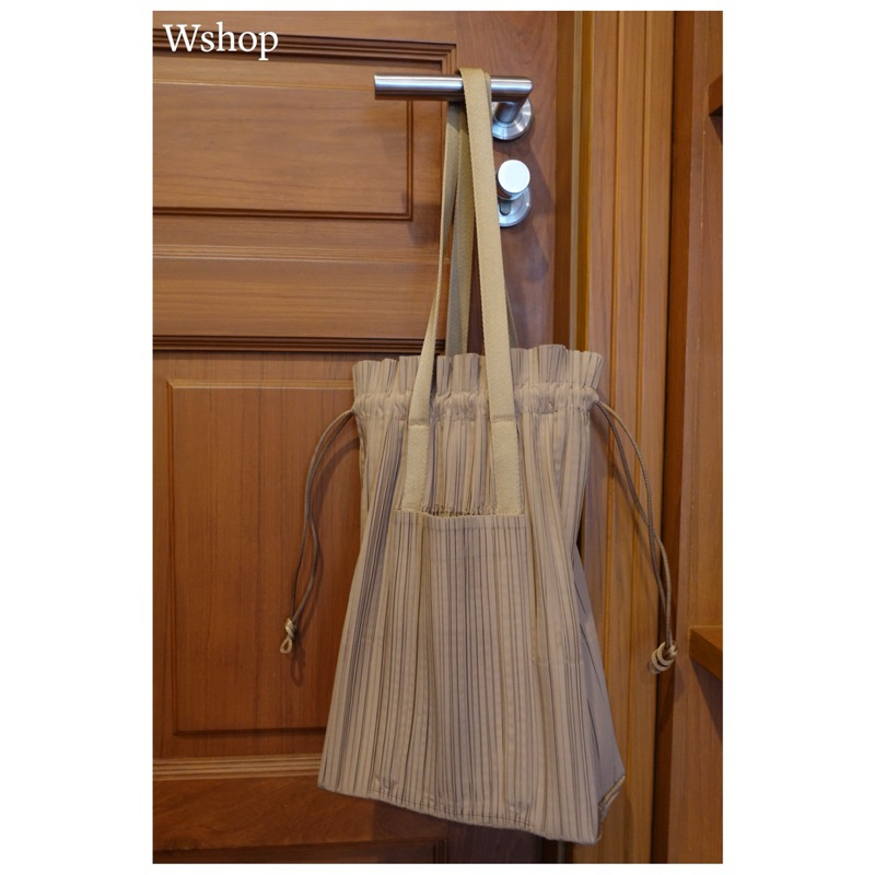 (Used Like Very New) Pleats Please Issey Miyake tote bag💯%