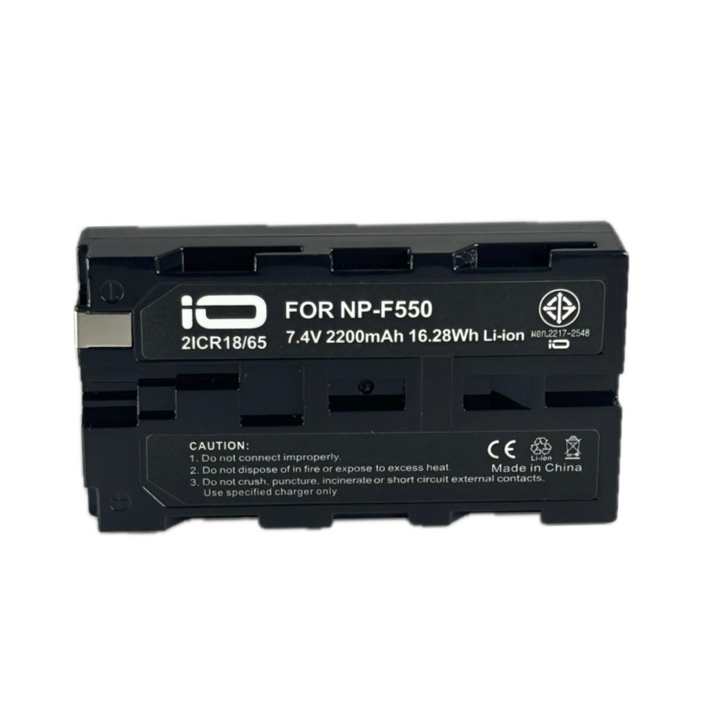 IO แบตเตอรี่กล้อง Camera Battery For SONY รุ่น NP-F550 (มี มอก.รับรอง รับประกันสินค้า 1 ปีเต็ม) สามา