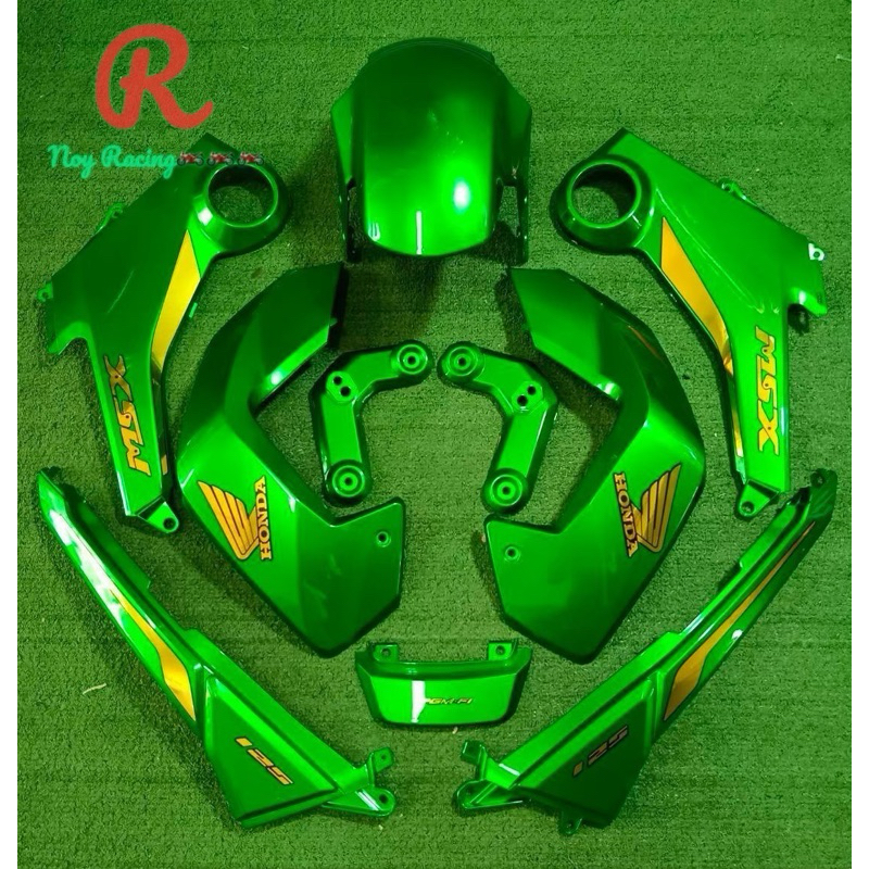 ชุดสี MSX 125ตัวเก่า ปี2012-2015 มีทั้งหมด 10ชิ้นลูกค้าสามารถเลือกสีและลายสติ๊กเกอร์ได้ตามต้องการทัก