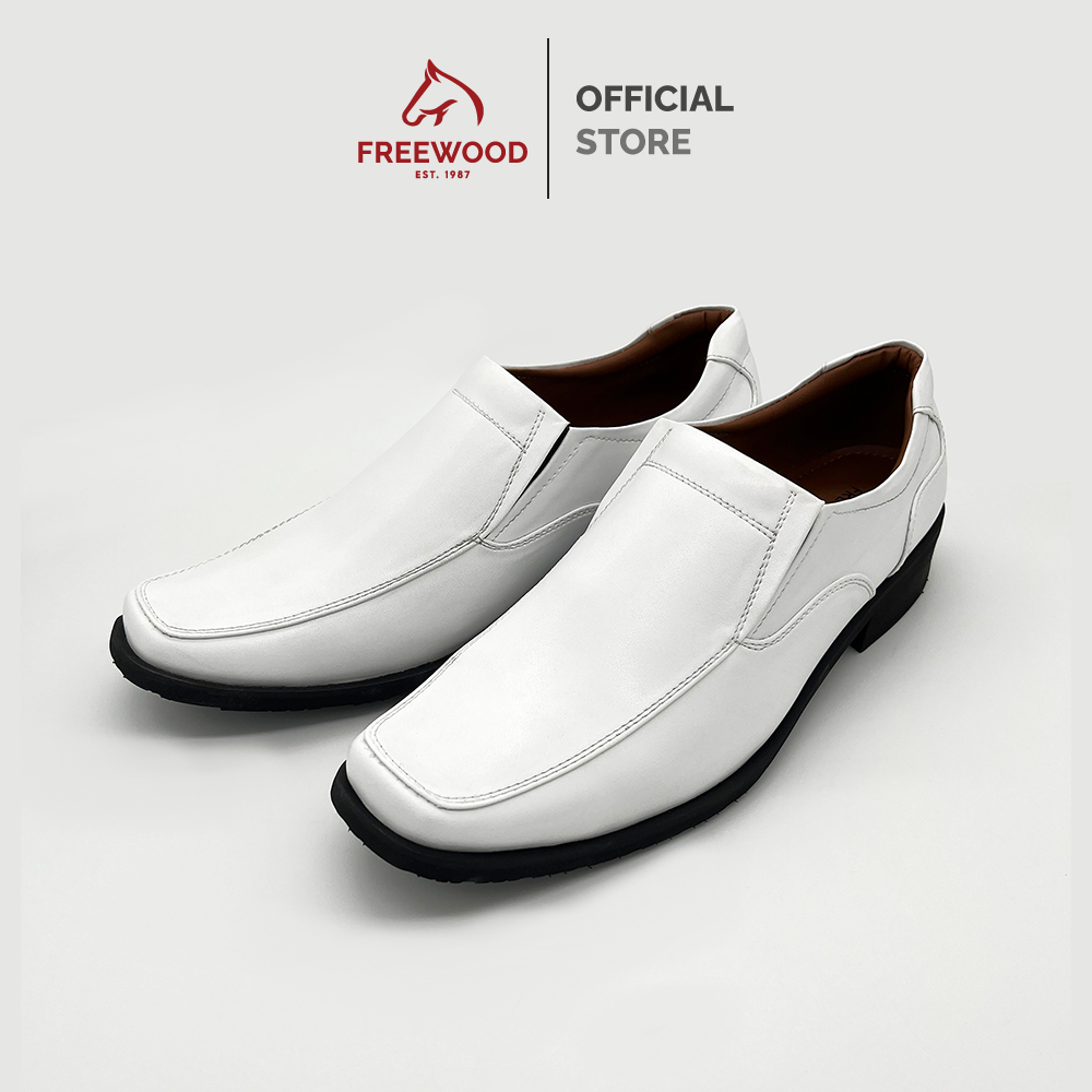 FREEWOOD BUSINESS SHOES รองเท้าคัทชูผู้ชาย หนังแท้ รุ่น 58-402 สีขาว ( WHITE )