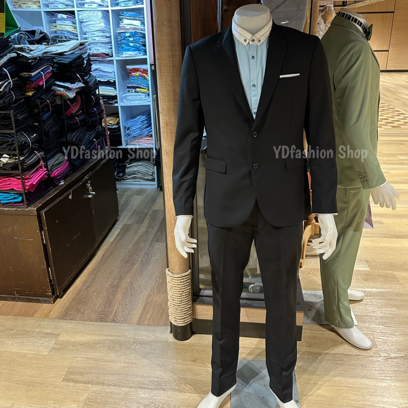 YDfashion Shop สูทผู้ชายเข้ารูป สูทสีดำ สีดำรุ่น 2 กระดุม งานตัดใหม่ซับในทั้งตัว ตัดขากางเกงฟรีพร้อม