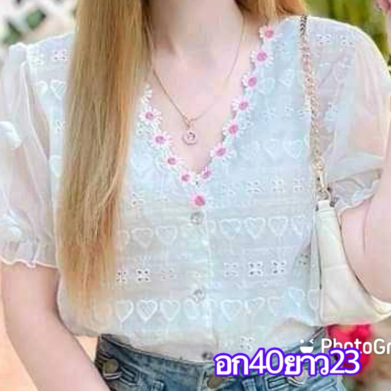 เสื้อผ้าทีซีแต่ฉลุหน้าลายหัวใจทรงคอวีติดดอกไม้ชมพูกระดุมเพชร