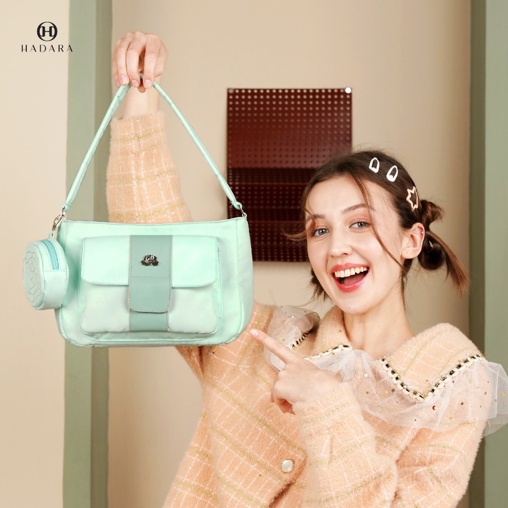 Hadara Minime No.3 กระเป๋าสะพายข้าง ไซส์ S กึ่ง M ซับในสีชมพู ช่องจัดเก็บ 16 ช่อง