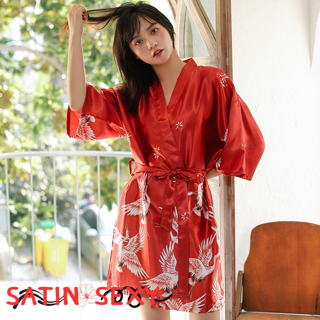 SATIN SEXY ชุดคลุมนอน ชุดคลุมผ้าซาติน ชุดคลุมอาบน้ำ 👘ผ้าลื่นลายนกกระสา S-384