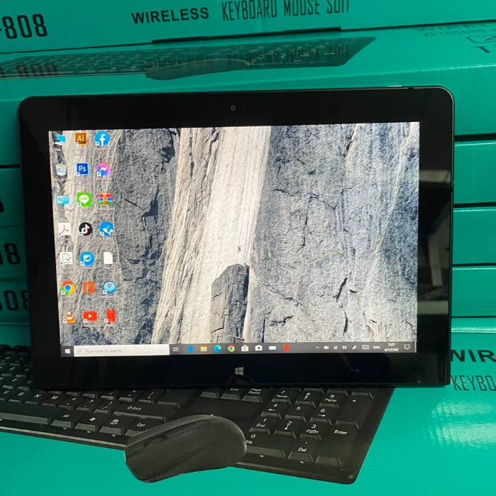 แท็บเล็ต 2in1 มาพร้อมคีย์บร์อด NEC VKX64 CPU Atom X7-Z8750(RAM:4GB/SSD:125GB) ขนาด10.1นิ้ว