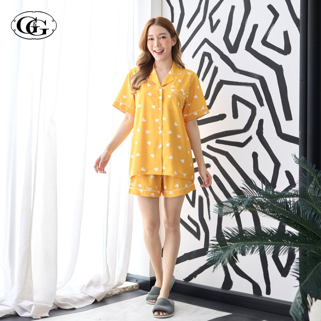 G&G ชุดนอน เสื้อแขนสั้นคอปก กางเกงขาสั้น ผ้าไหมอิตาลี ลายหัวใจ EN1P007 สีเหลือง (YE)