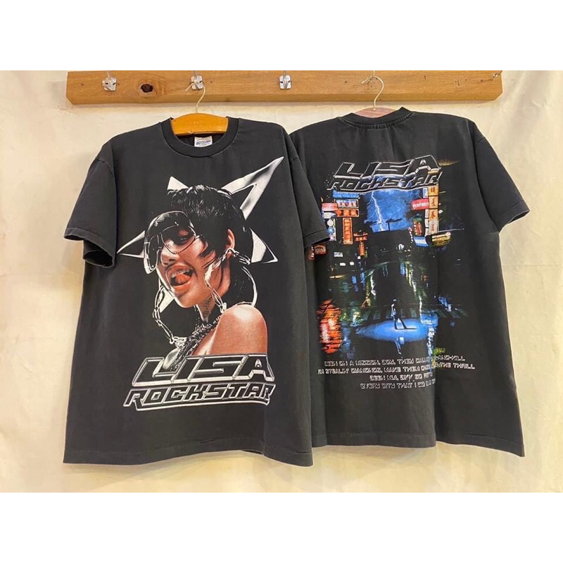 เสื้อ Lisa Rockstar ผ้าฟอกเฟด ตะเข็บเดี่ยว คอฟืต