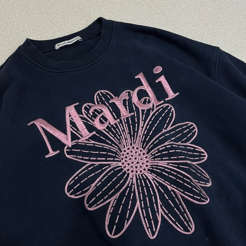 Mardi Mercredi มือสองของแท้