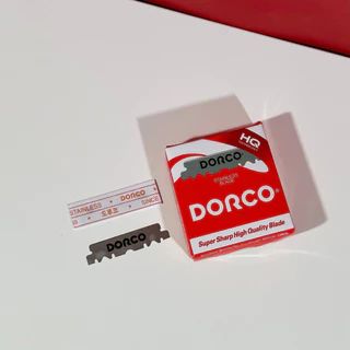 ใบมีดโกน 2 คม DORCO HQ Super Sharp แบบหักครึ่ง 100 ชิ้น
