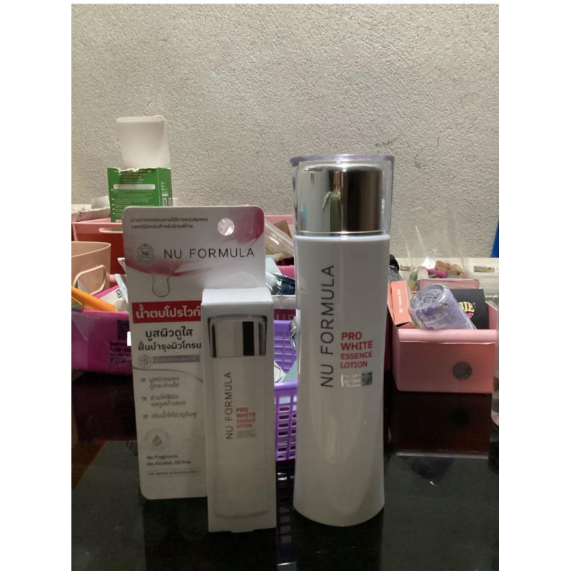 น้ำตบ nu formula อันใหญ่ใช้นิดเดียวอันเล็กยังไม่ได้ใช้ขายคู่